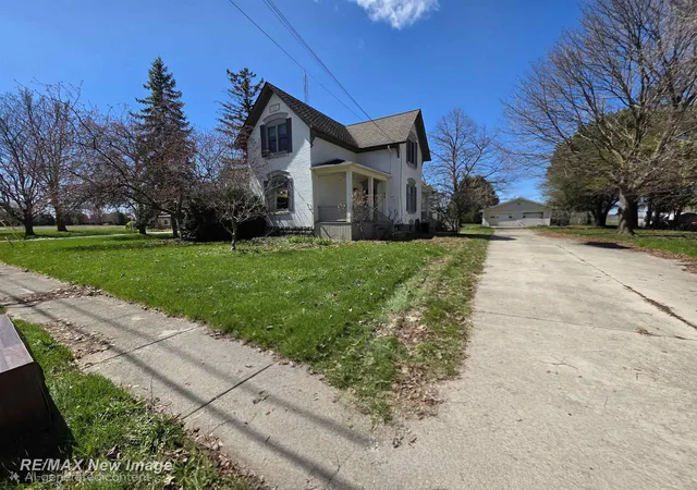 1st image of 184 S Main St, Elkton, MI 48731 | MLS# 61050204979