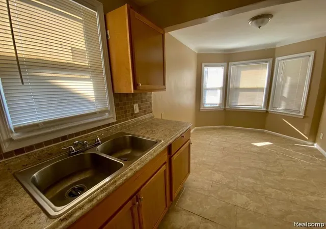 12th image of 9156 Winthrop St, Detroit, MI 48228 | MLS# 20261027366
