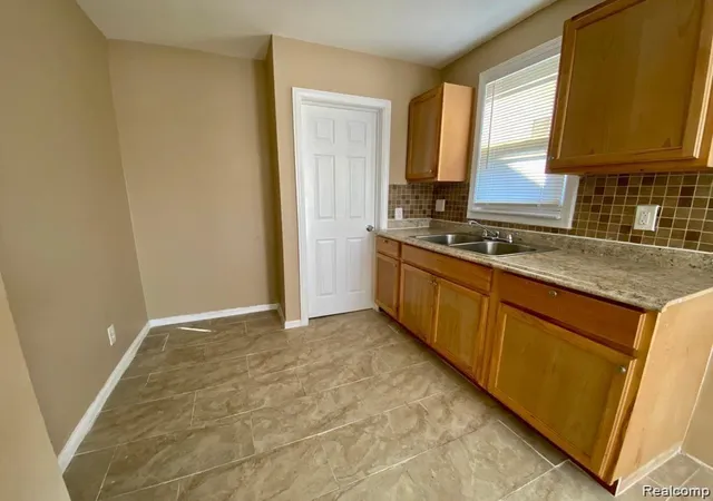 2nd image of 9156 Winthrop St, Detroit, MI 48228 | MLS# 20261027366
