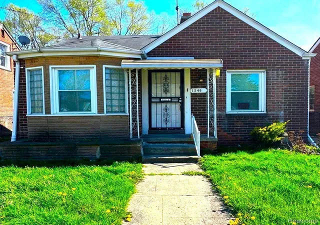 1st image of 15480 Saratoga St, Detroit, MI 48205 | MLS# 20261027448