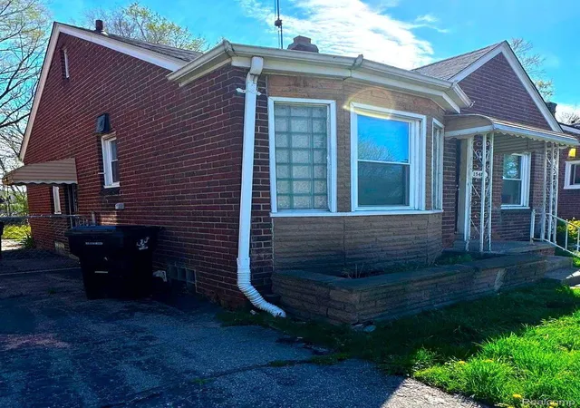 2nd image of 15480 Saratoga St, Detroit, MI 48205 | MLS# 20261027448