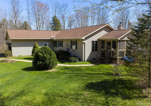 Homes for sale in Mayville, MI | 3788 Murray Rd, Mayville, MI 48744 | MLS# 20261027455