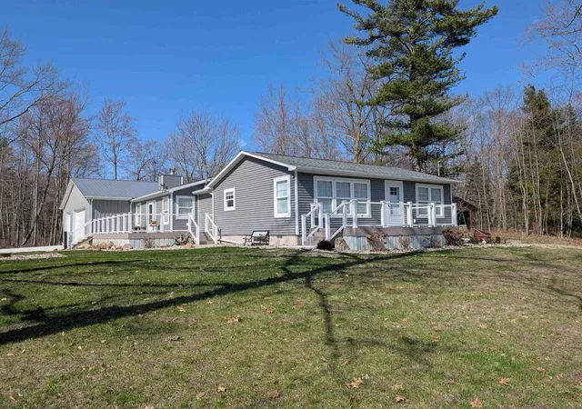 Homes for sale in Sims Township Arenac, MI | 4275 E Michigan Ave, Sims Township Arenac, MI 48703 | MLS# 77080067192