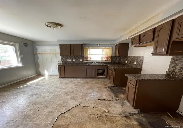 5th image of 20569 Evergreen Rd, Detroit, MI 48219 | MLS# 20261027457