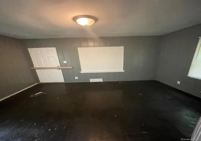 Photo 4 of Single family home for sale at 10444 Wayburn St, Detroit, MI 48224 | MLS# 20261027477 | Listing updated on 2026-07-06