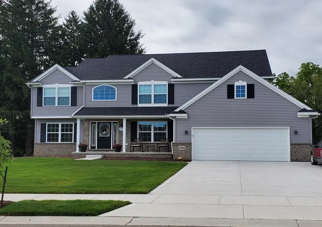 1st image of 3106 Apple Blossom Wy, Flat Rock, MI 48134 | MLS# 81026017109