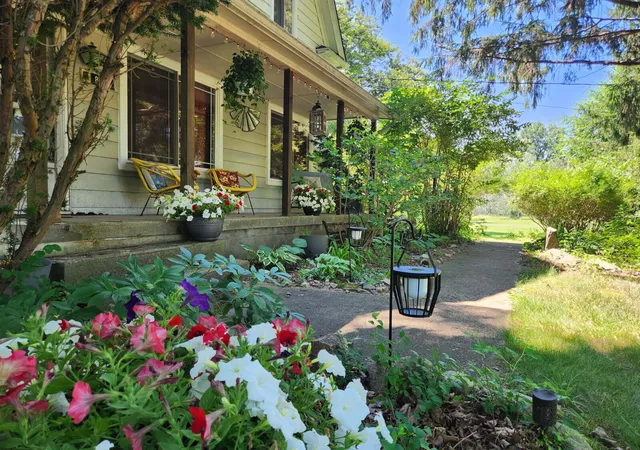 Photo 2 of Single family home for sale at 8415 Huron River Dr, Dexter, MI 48130 | MLS# 81026017118 | Listing updated on 2026-09-08