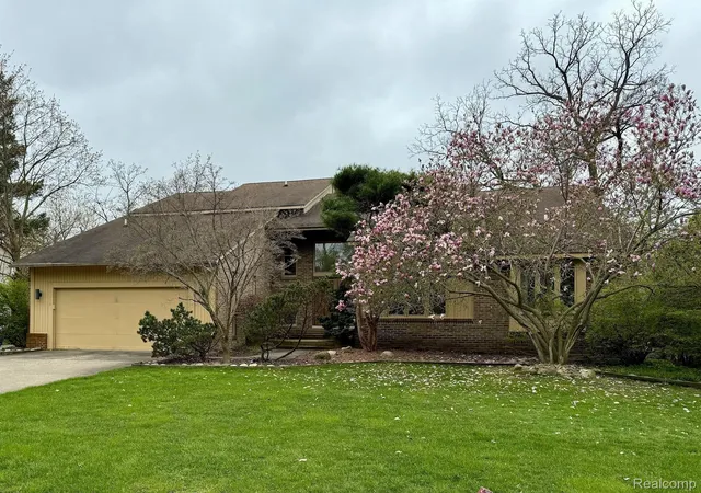 Photo 1 of Mansion for sale at 3234 Pine Lake Rd, West Bloomfield, MI 48324 | MLS# 20261027566 | Listing updated on 2026-07-06