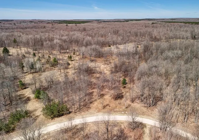 Photo 1 of Land for sale at 171 Ne Kleehammer Clb Dr, Kalkaska, MI 49646 | MLS# 78080067213 | Listing updated on 2026-05-12