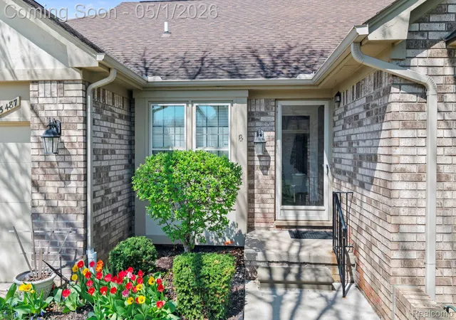 Listing Photo 4 - Condo for sale in building located at 15487 Orch Ridge Dr, Macomb, MI 48038