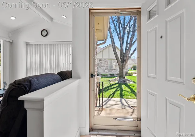 Listing Photo 5 - Condo for sale in building located at 15487 Orch Ridge Dr, Macomb, MI 48038