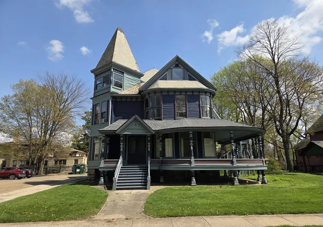 Photo 1 of Multi family home for sale at 316/324 Stuart Ave, Kalamazoo City Kalamazoo, MI 49007 | MLS# 66026017154 | Listing updated on 2026-09-03