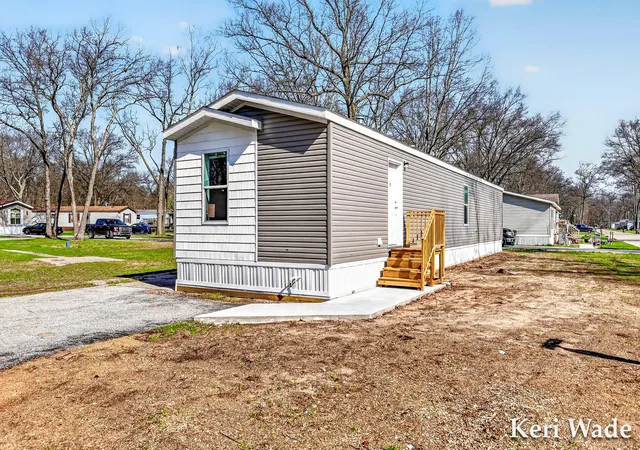Photo 1 of Single family home for sale at 2359 Maple St, Twin Lake, MI 49457 | MLS# 71026017172 | Listing updated on 2026-06-17
