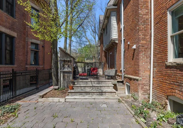3rd image of 691 W Canfield St, Detroit, MI 48201 | MLS# 20261027651