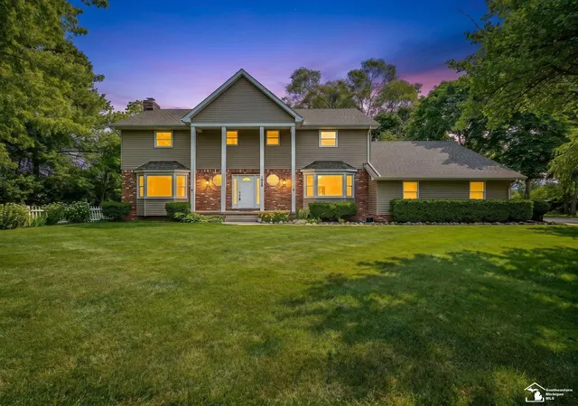 1st image of 1060 Hollywood Dr, Monroe, MI 48162 | MLS# 57050205093