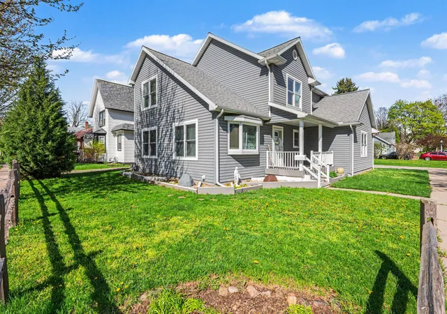 2nd image of 500 Myrtle Ave, Sturgis, MI 49091 | MLS# 68026017212