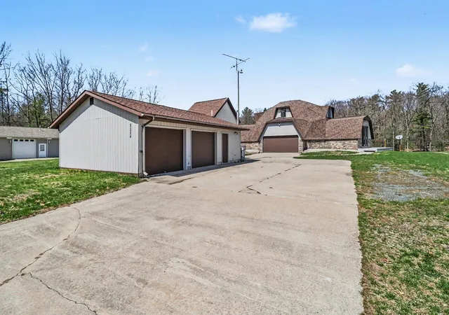 1st image of 8284 W Lake Holiday Dr, Mears, MI 49436 | MLS# 67026017228