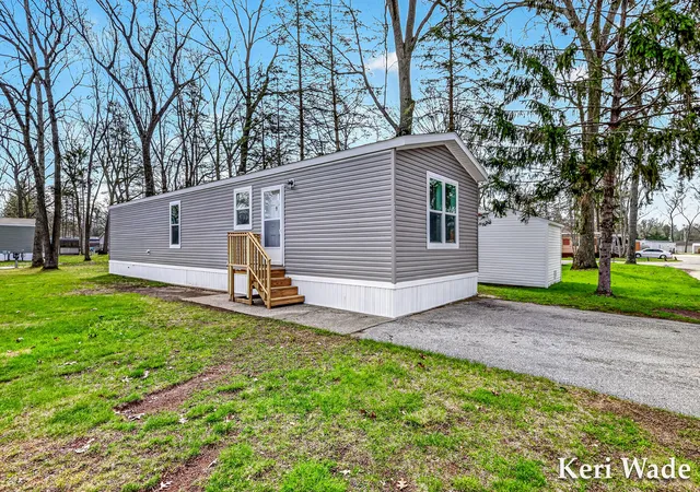 Homes for sale in Twin Lake, MI | 2310 Cherry Rd, Twin Lake, MI 49457 | MLS# 71026017233