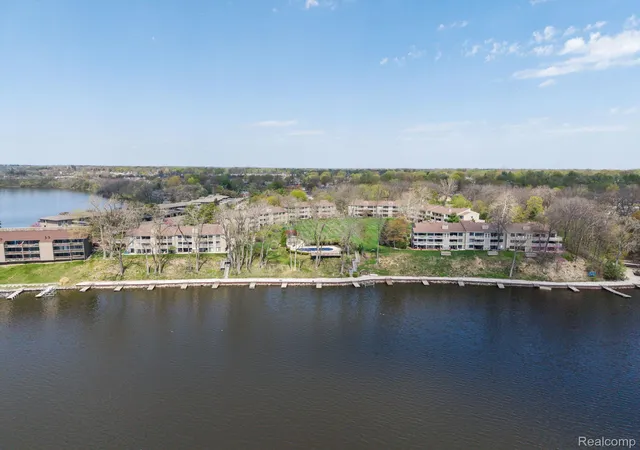 Photo 1 of Condo for sale at 1680 Cliffs Landing #302E, Ypsilanti, MI 48198 | MLS# 20261027718 | Listing updated on 2026-09-30