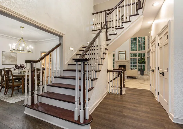 Photo 2 of Mansion for sale at 1233 Ballybunion Ct Se, Grand Rapids, MI 49546 | MLS# 65026017257 | Listing updated on 2026-09-18
