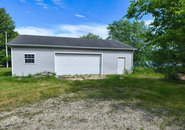 2nd image of 17221 W Us Hwy 223, Addison, MI 49220 | MLS# 20261027825