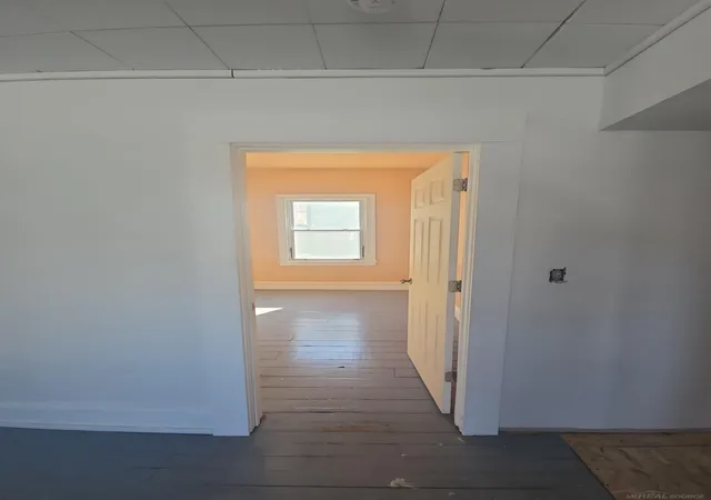 Photo 3 of Single family home for sale at 1641 Beidler St, Muskegon, MI 49441 | MLS# 58050205168 | Listing updated on 2026-09-12