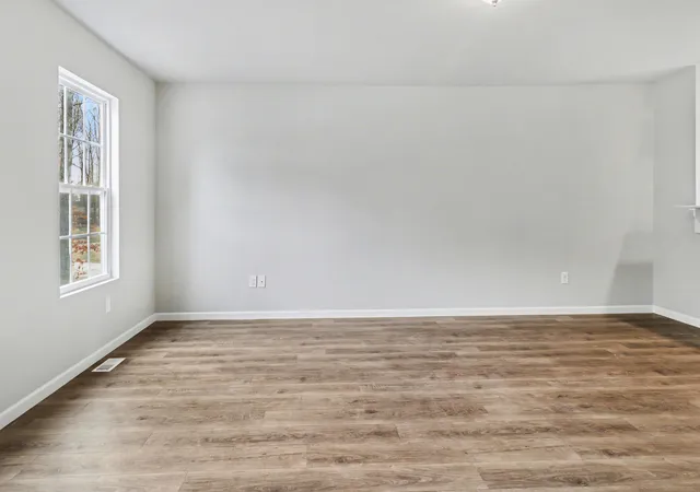 Photo 4 of Single family home for sale at 16499 Mitchell Crk Trl, Big Rapids, MI 49307 | MLS# 65026017426 | Listing updated on 2026-09-11