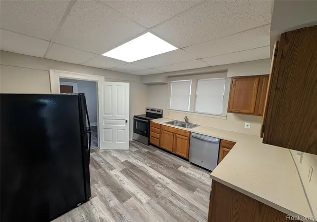 Photo 2 of Multi family home for sale at 220 W Park St, Lapeer, MI 48446 | MLS# 20261027917 | Listing updated on 2026-09-04