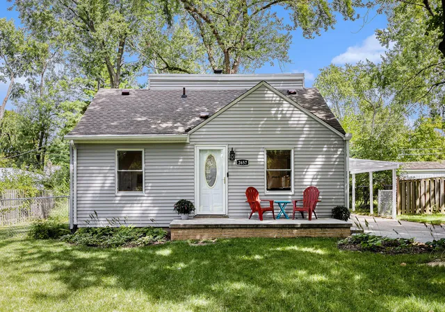Photo 1 of Single family home for sale at 2657 Elmwood Ave, Ann Arbor, MI 48104 | MLS# 81026017467 | Listing updated on 2026-05-05