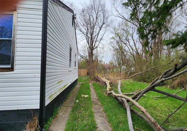 4th image of 11741 Whithorn St, Detroit, MI 48205 | MLS# 20261027980