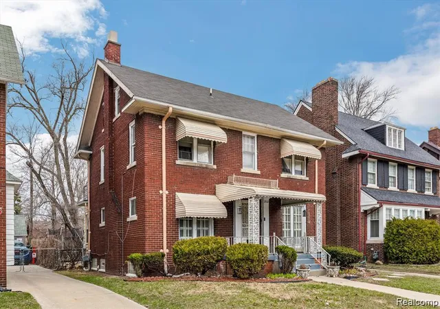 Photo 2 of Single family home for sale at 2532 Longfellow St, Detroit, MI 48206 | MLS# 20261027987 | Listing updated on 2026-09-07