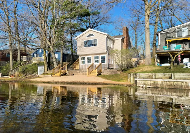 2nd image of 10463 Poplar Dr Ne, Rockford, MI 49341 | MLS# 65026017534