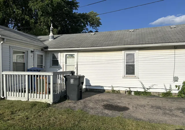 Photo 1 of Multi family home for sale at 822 Campbell St, Flint, MI 48507 | MLS# 66026017633 | Listing updated on 2026-07-02
