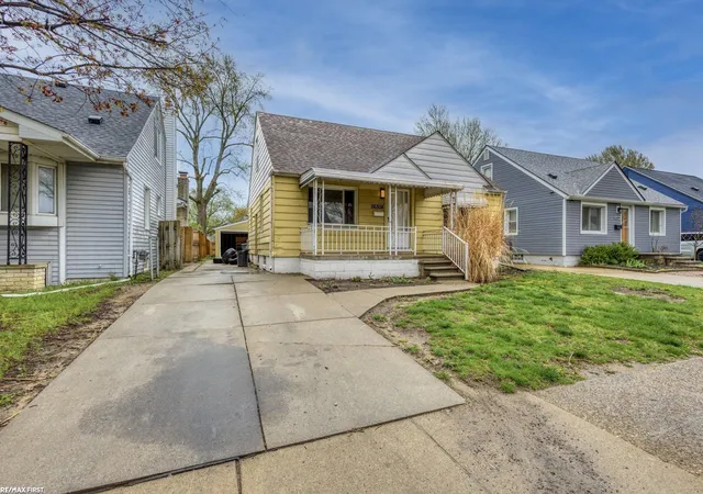 2nd image of 26308 Culver St St, Saint Clair Shores, MI 48081 | MLS# 58050205278