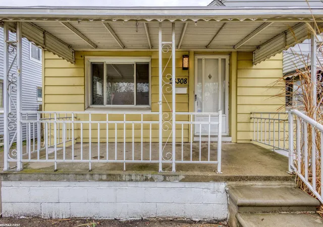 4th image of 26308 Culver St St, Saint Clair Shores, MI 48081 | MLS# 58050205278