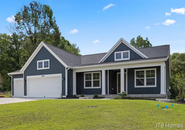 Photo 4 of Single family home for sale at 5888 Valley Point Dr SE, Caledonia, MI 49316 | MLS# 65026017673 | Listing updated on 2026-08-28