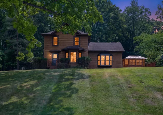 1st image of 1903 Kibby Rd, Jackson, MI 49203 | MLS# 55026017692