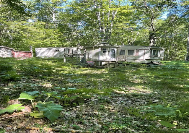 3rd image of 8895 Grandview Trl, Pinora Township Lake, MI 49677 | MLS# 78080067322