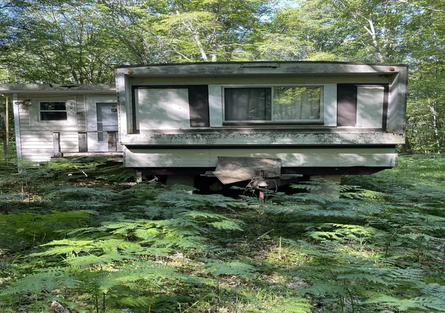 4th image of 8895 Grandview Trl, Pinora Township Lake, MI 49677 | MLS# 78080067322