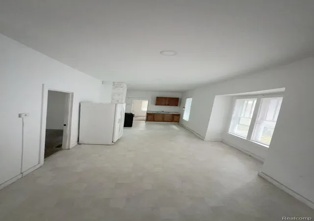 3rd image of 12211 Ilene St, Detroit, MI 48204 | MLS# 20261028207