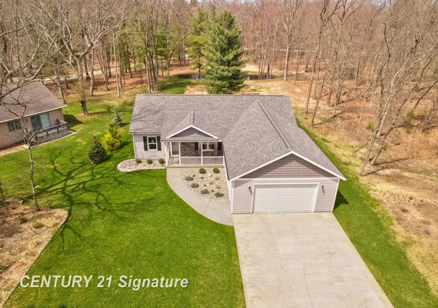 5th image of 5728 Tipperary Dr, Caseville, MI 48725 | MLS# 61050205315