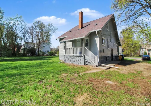 2nd image of 6023 Wayne Rd, Romulus, MI 48174 | MLS# 20261028228