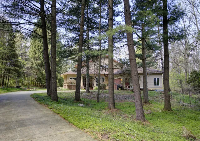 1st image of 3678 W Primilia Ln, Jackson, MI 49201 | MLS# 55026017766