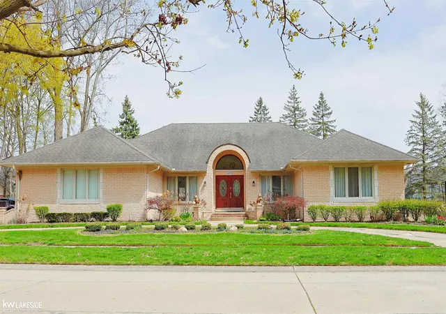Photo 1 of Sale Pending at 53710 Wellington Dr, Shelby Township, MI 48315 | MLS# 58050205326 | Listing updated on 2026-07-13