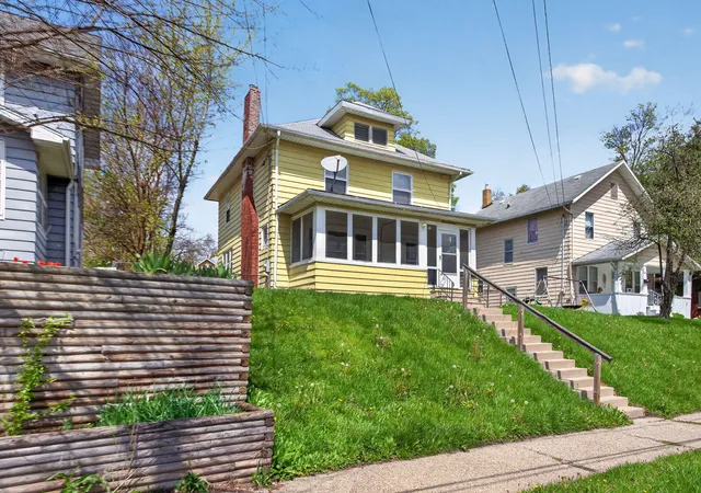Photo 1 of Single family home for sale at 1114 Homewild Ave, Jackson, MI 49201 | MLS# 55026017779 | Listing updated on 2026-09-15