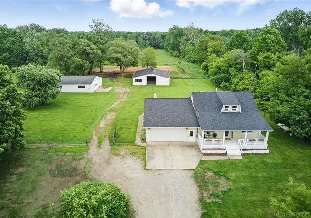 Photo 1 of Single family home for sale at 13485 S Block Rd, Birch Run, MI 48415 | MLS# 58050205356 | Listing updated on 2026-08-26