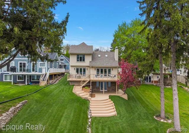 Photo 3 of Single family home for sale at 4521 Parnell Dr, Clarkston, MI 48346 | MLS# 20261028390 | Listing updated on 2026-07-28