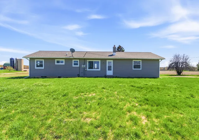 20th image of 11580 Bell Oak Rd, Webberville, MI 48892 | MLS# 81026017906