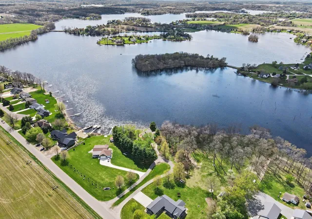 4th image of 25951 Lantern Cir, Sturgis, MI 49091 | MLS# 68026017910