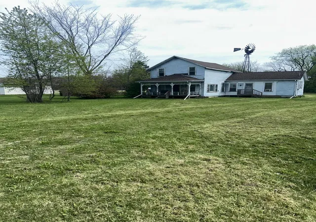 Homes for sale in Decatur, MI | 46376 County Road 352, Decatur, MI 49045 | MLS# 66026017912